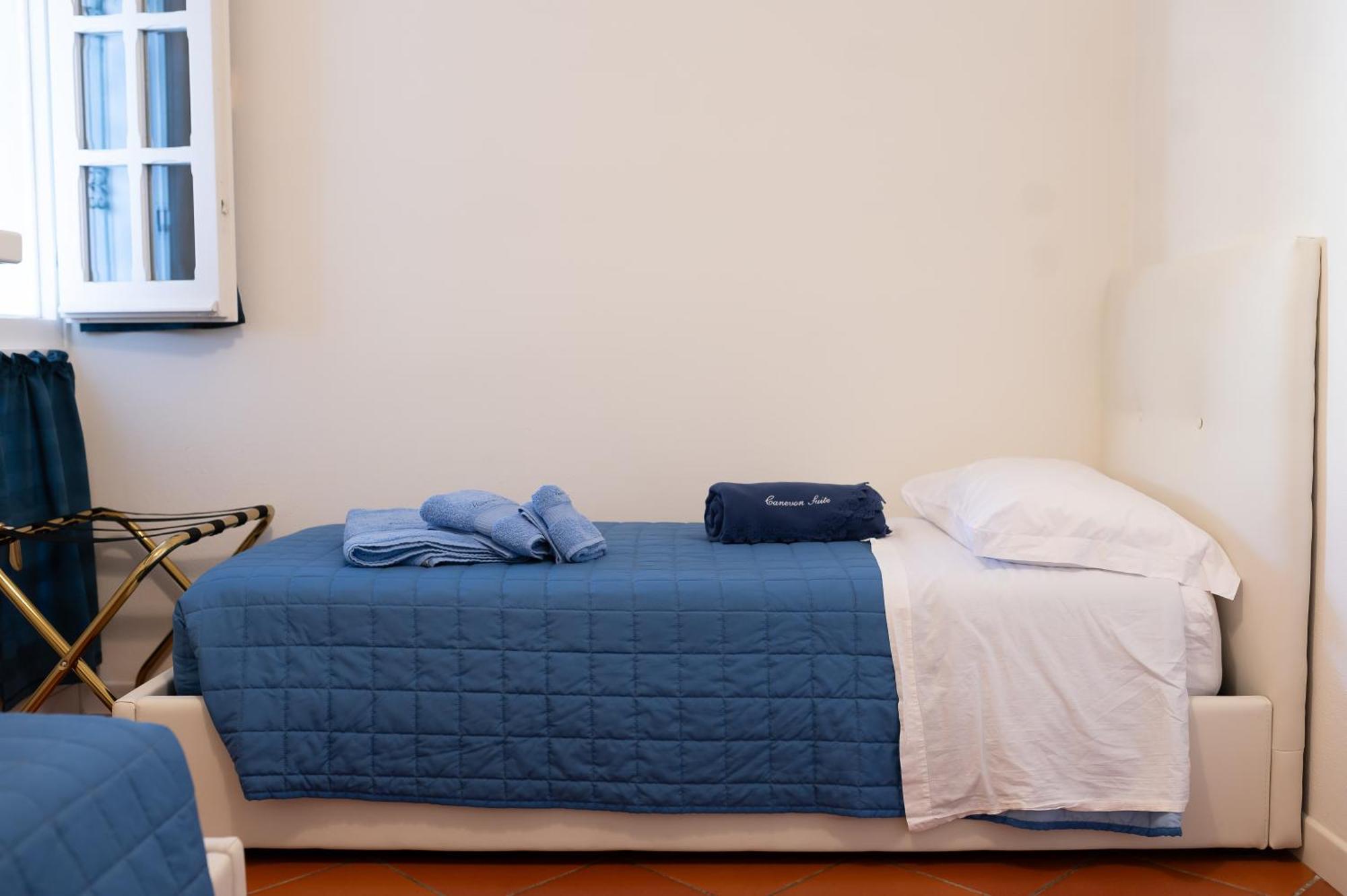 Canevon Suite Apartment Бардолино Экстерьер фото