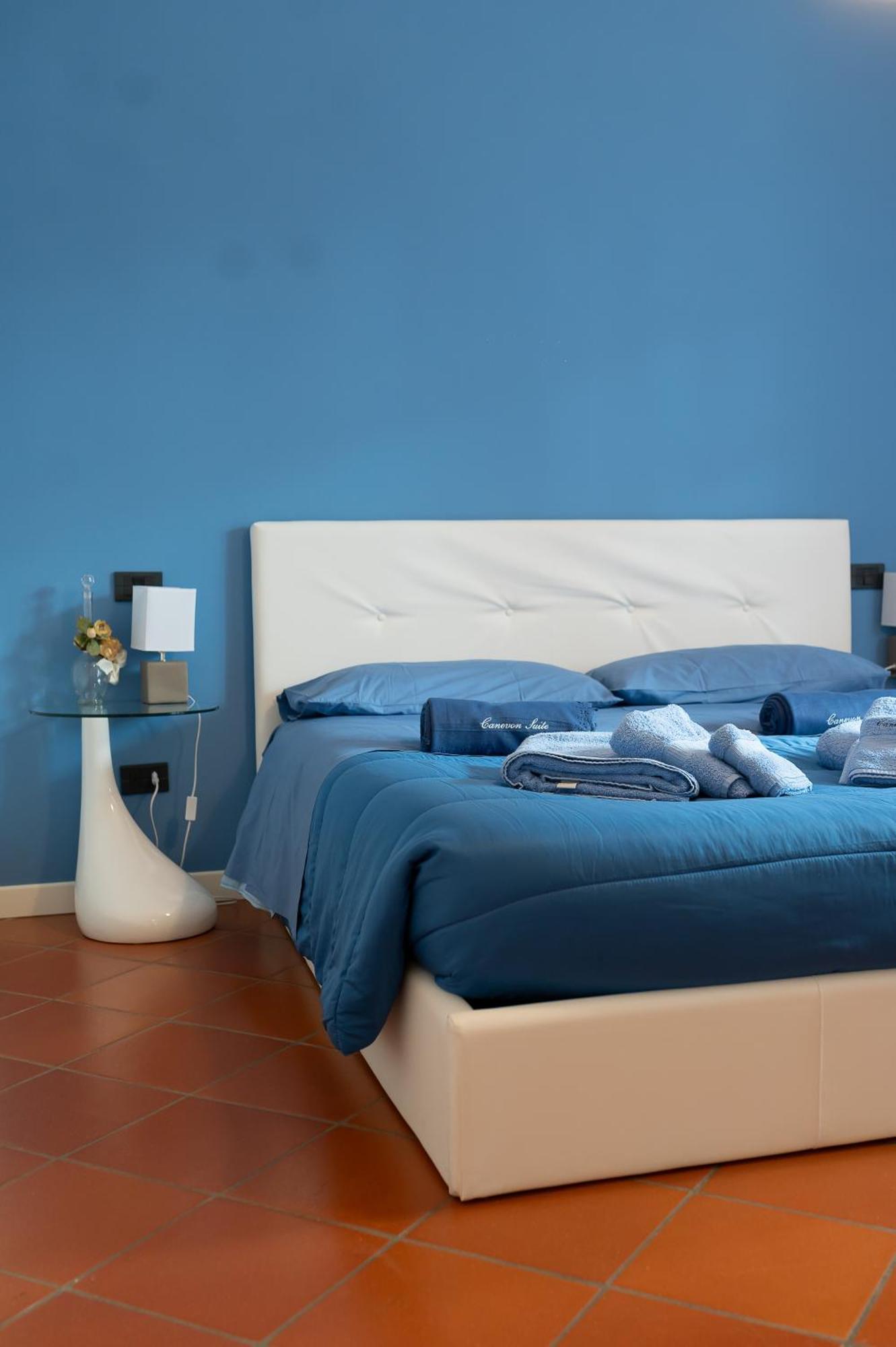 Canevon Suite Apartment Бардолино Экстерьер фото